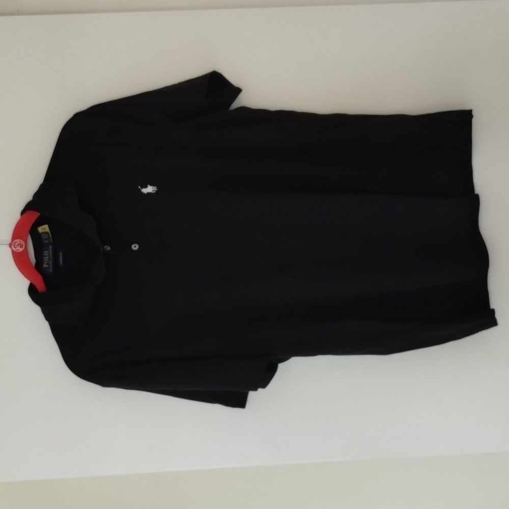 S or M Polo classic fit Black